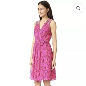Diane Von Furstenberg Silk Bali Pink Floral Wrap Dress Women's‎ Size 4
